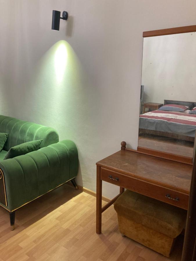 Apartment Kostava 10 Μπατούμι Εξωτερικό φωτογραφία