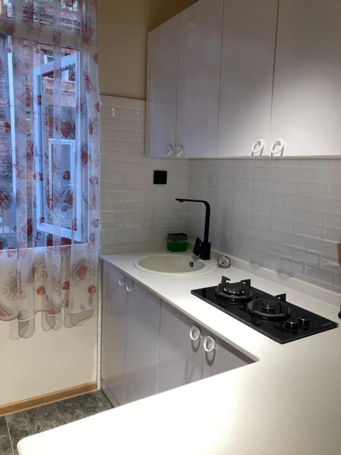 Apartment Kostava 10 Μπατούμι Εξωτερικό φωτογραφία